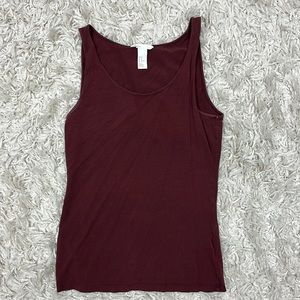 Maroon tank top